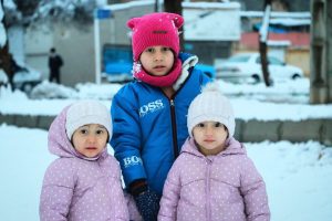 برف بازی گلشهری‌ها در محله ثامن &raquo; پایگاه خبری پورسینا