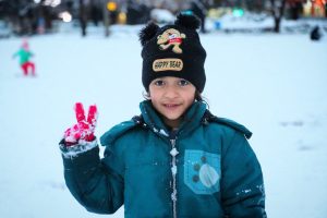 برف بازی گلشهری‌ها در محله ثامن &raquo; پایگاه خبری پورسینا